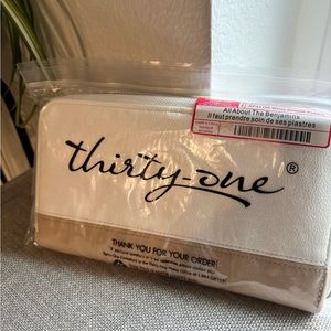 Thirty-One wallet “All about the Benjamins” with wristlet strap